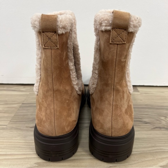 Ann Taylor Lugsole Shearling Chelsea Bootie Camel Women’s Size 9.5 NWOB $128 - Picture 5 of 7